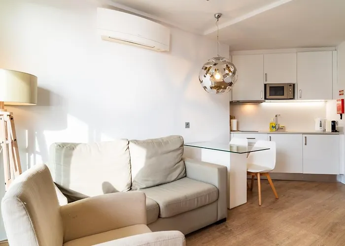 Golden Escape In Apartman Funchal