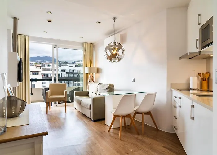 Golden Escape In * Funchal (Madeira)